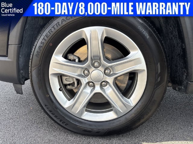 Used 2024 Jeep Compass Latitude AWD/4WD image 19