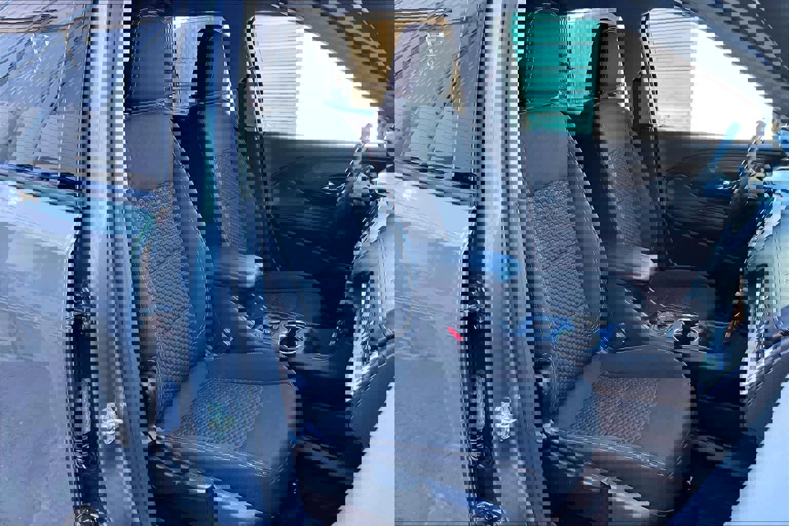 Used 2021 GMC Terrain SLE w/ Driver Convenience Package image 8