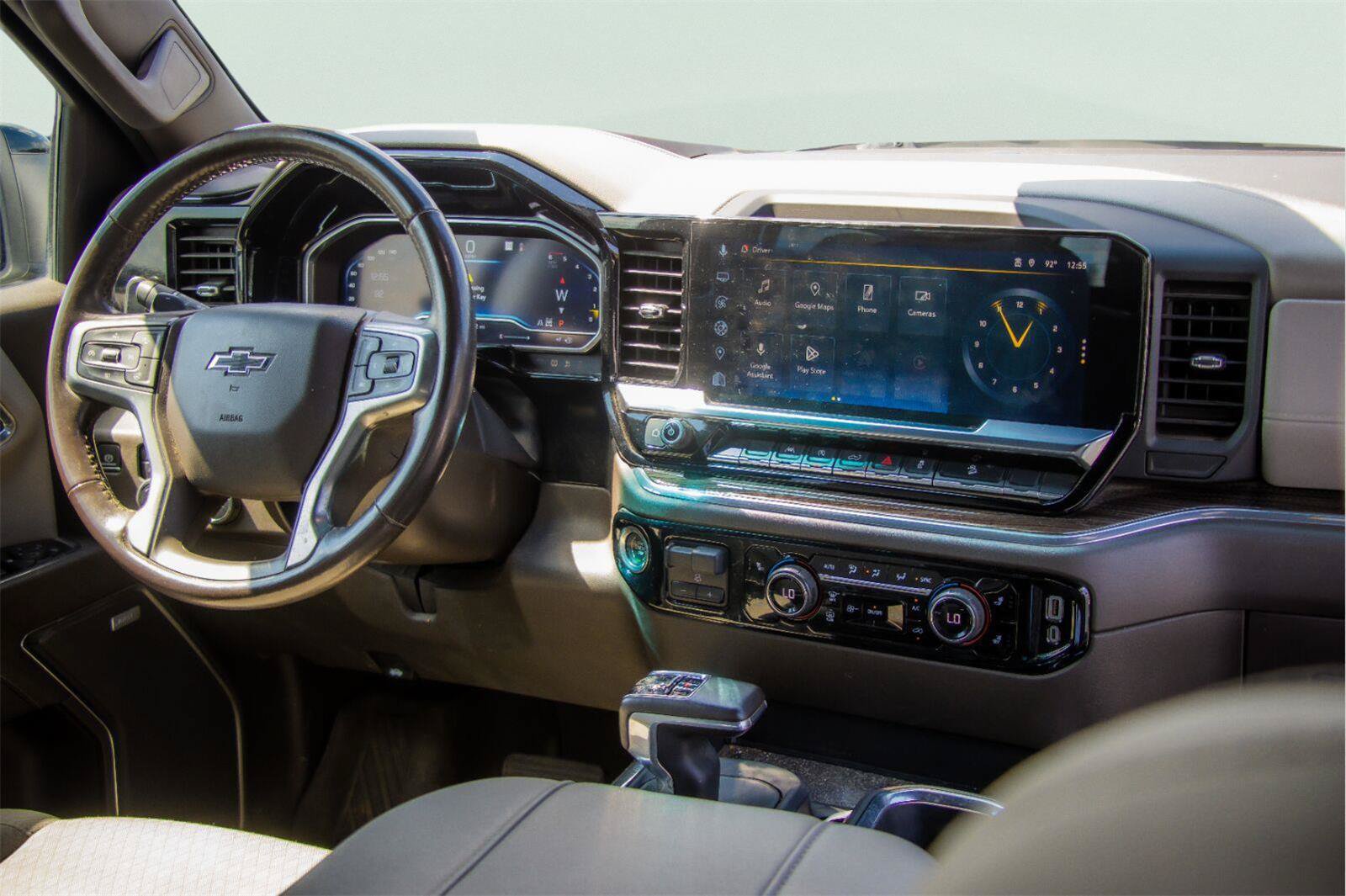 Used 2023 Chevrolet Silverado 1500 RST AWD/4WD image 5