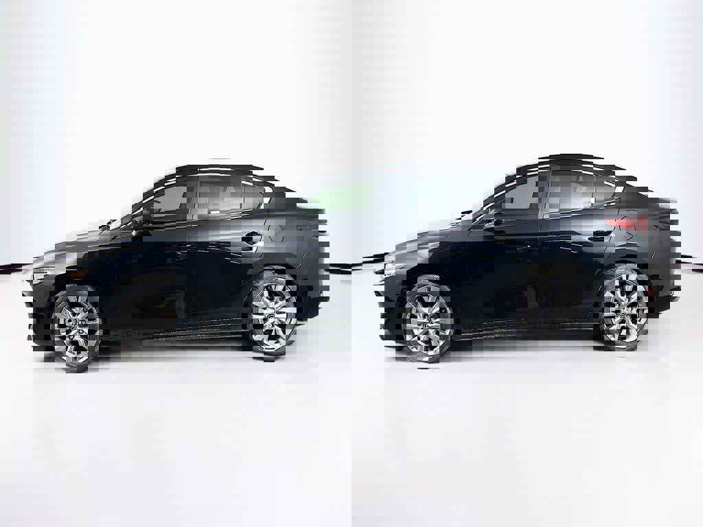Used 2021 MAZDA MAZDA3 s image 2