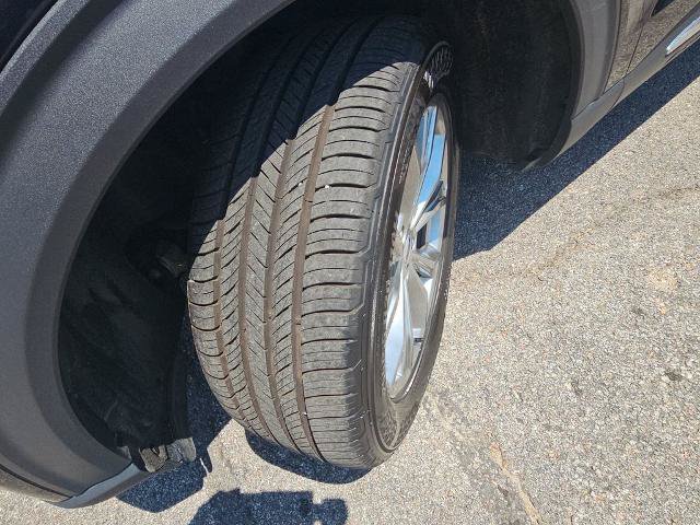 Certified 2024 Ford Explorer Limited AWD/4WD image 32
