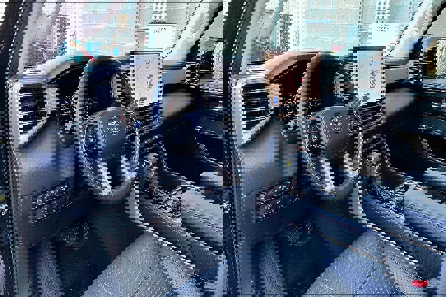 Used 2022 Toyota Tundra Limited image 19