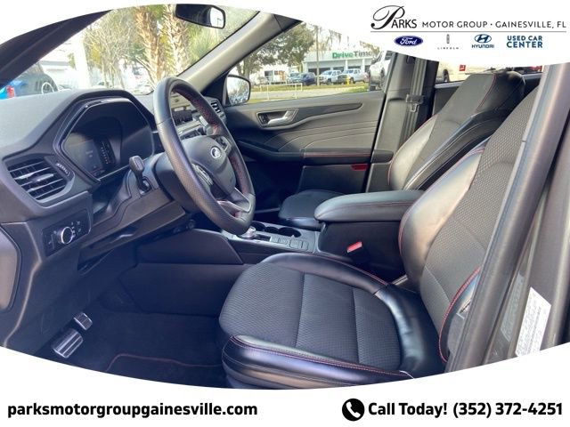 Certified 2023 Ford Escape ST-Line image 11