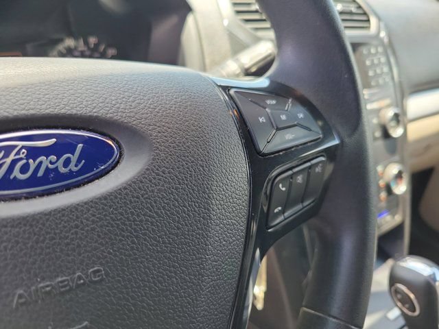 Certified 2018 Ford Explorer FWD image 24