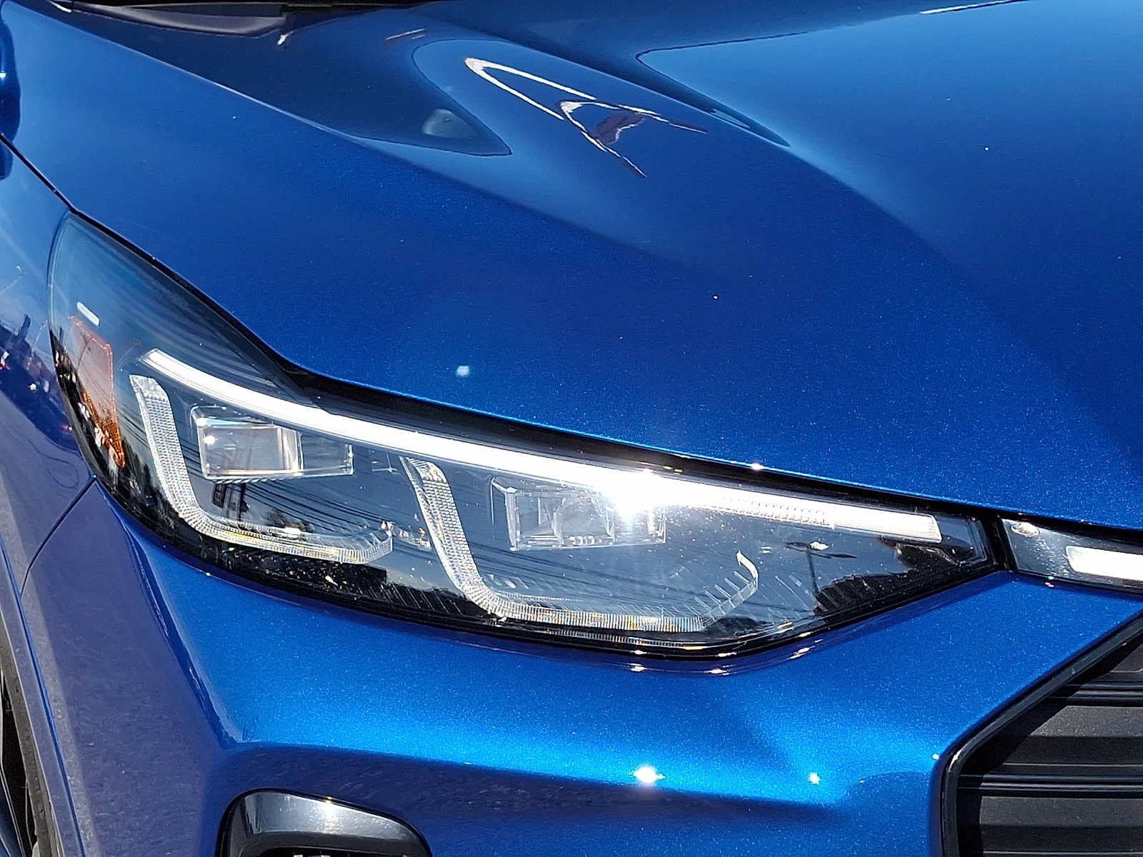 Certified 2023 Ford Escape ST-Line Elite w/ Premium Technology Package AWD/4WD image 9