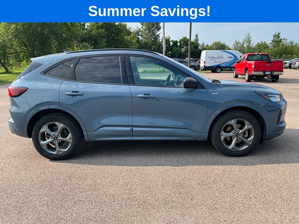 Certified 2023 Ford Escape ST-Line w/ Tech Pack #1 AWD/4WD image 8