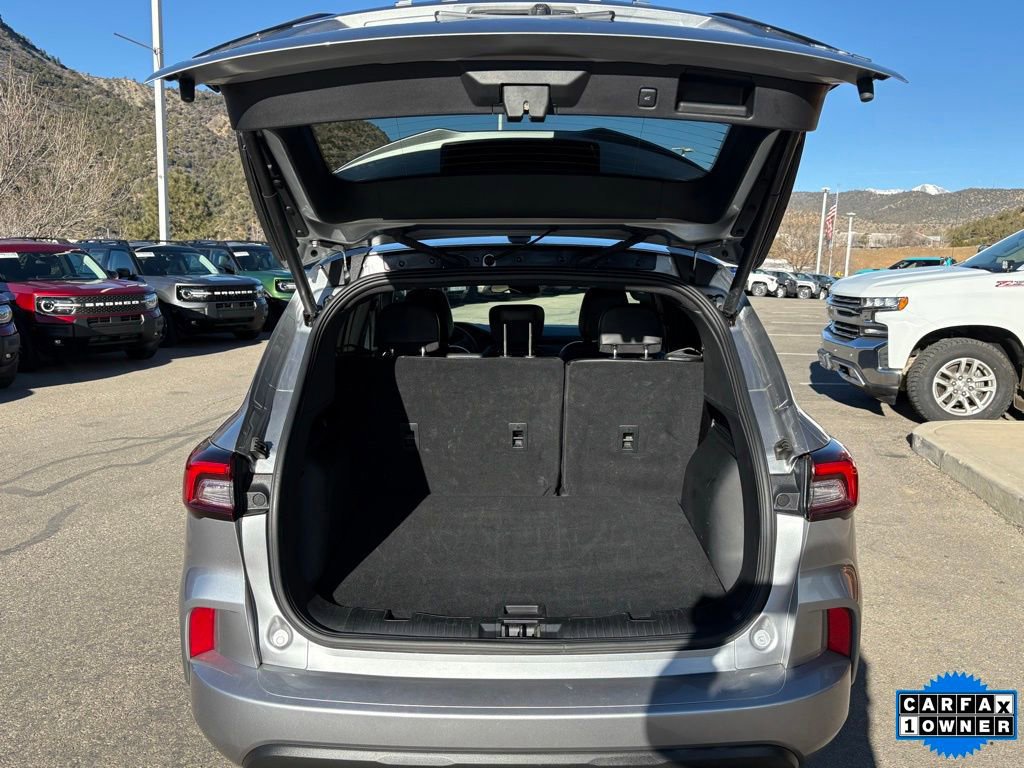 Certified 2024 Ford Escape ST-Line image 12