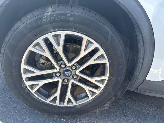 Certified 2021 Ford Escape SEL FWD image 11