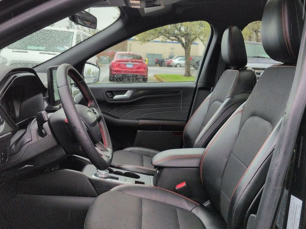 Certified 2024 Ford Escape ST-Line w/ Tech Pack #1 image 12