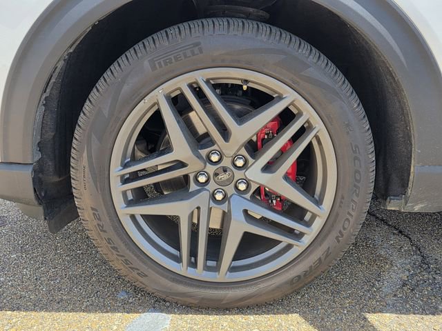 Certified 2025 Ford Explorer ST-Line w/ Premium Package image 12