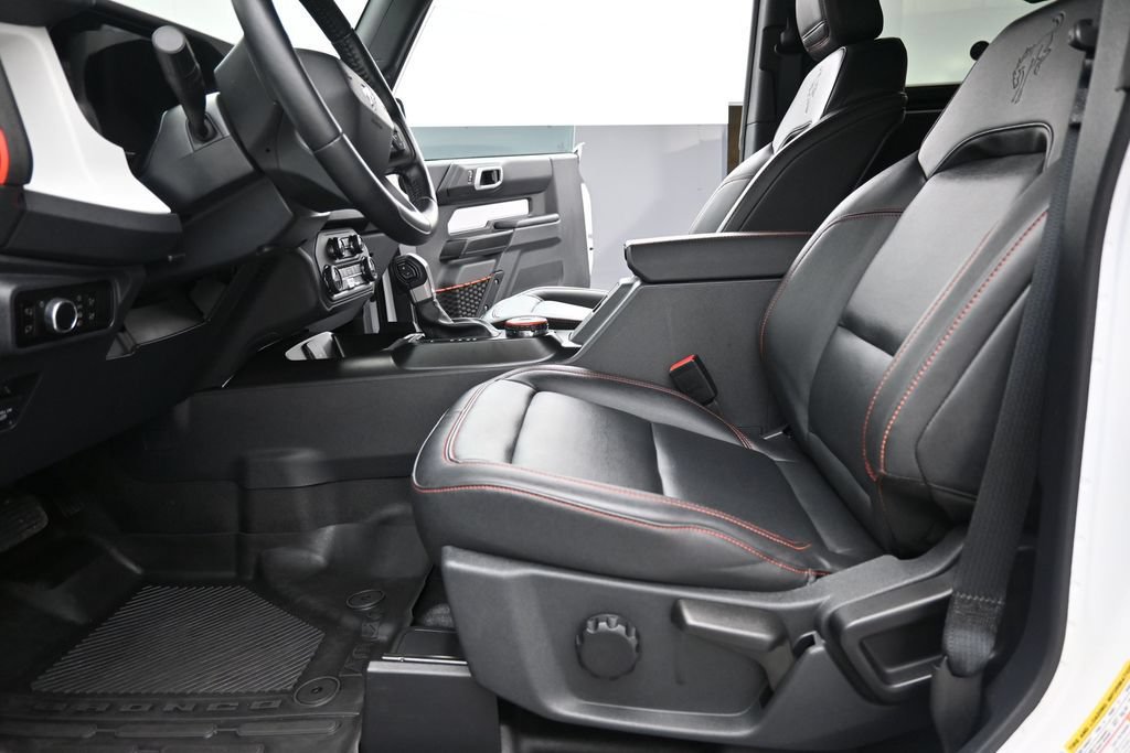 Certified 2025 Ford Bronco Stroppe Edition AWD/4WD image 10