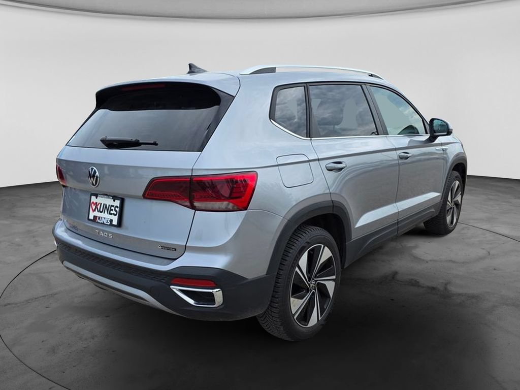Used 2023 Volkswagen Taos SE AWD/4WD image 9