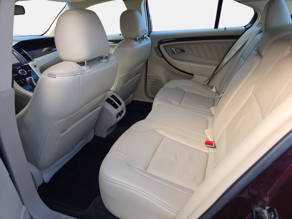 Certified 2018 Ford Taurus Limited w/ Driver Assist Package FWD image 11