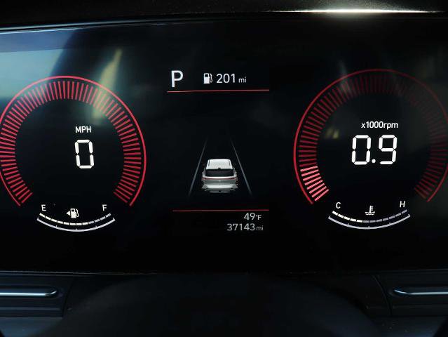 Used 2025 Hyundai Kona SEL image 32