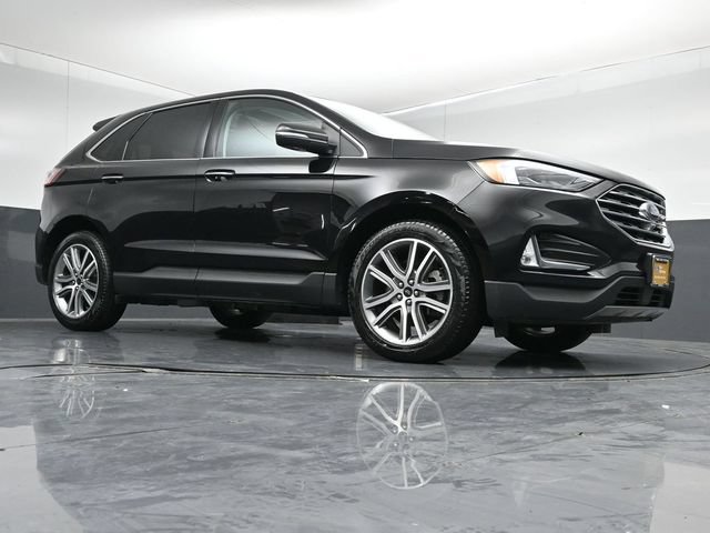 Certified 2024 Ford Edge Titanium w/ Equipment Group 301A AWD/4WD image 36