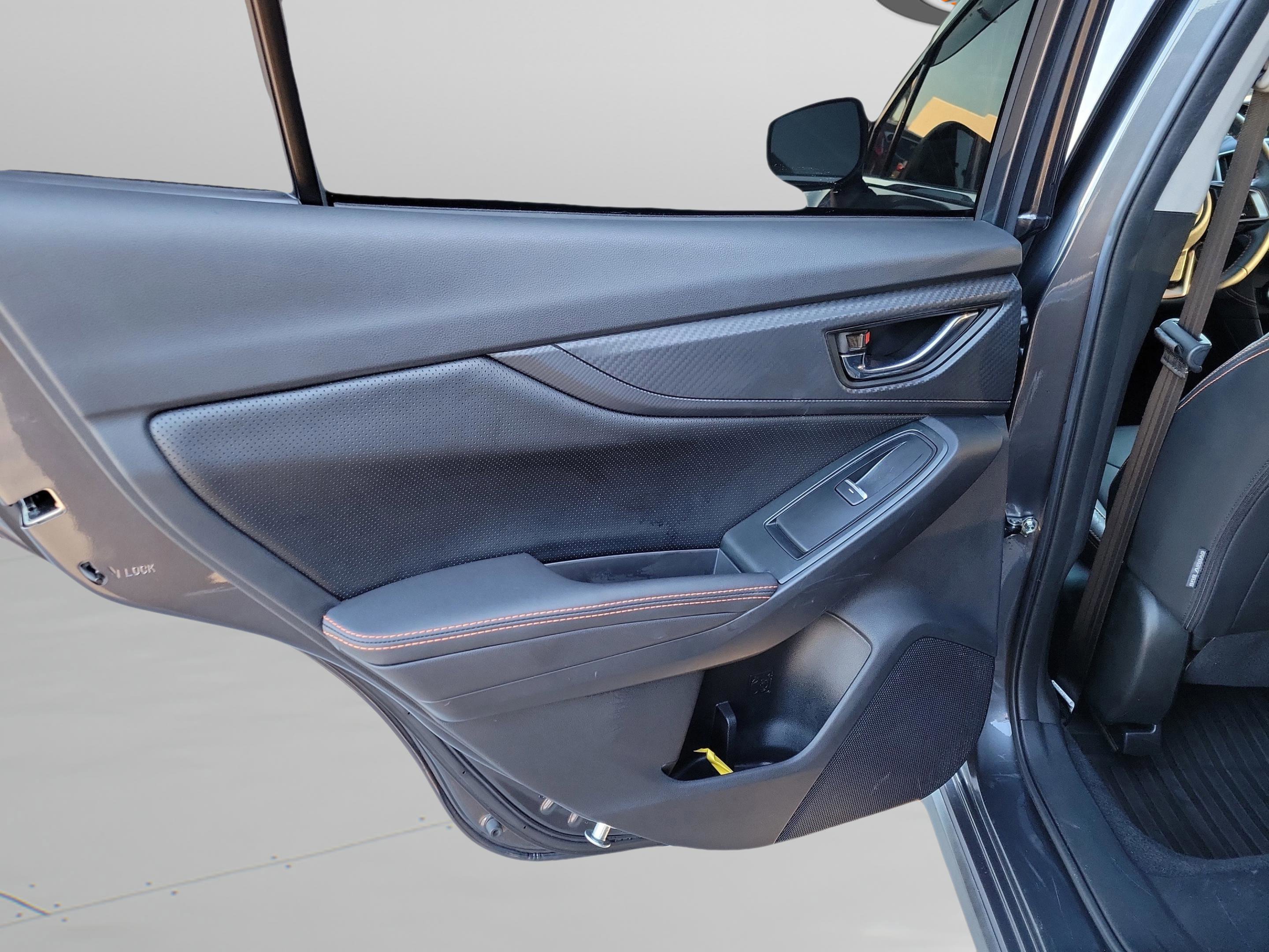 Used 2020 Subaru Crosstrek 2.0i Limited w/ Moonroof Package w/Navigation image 25