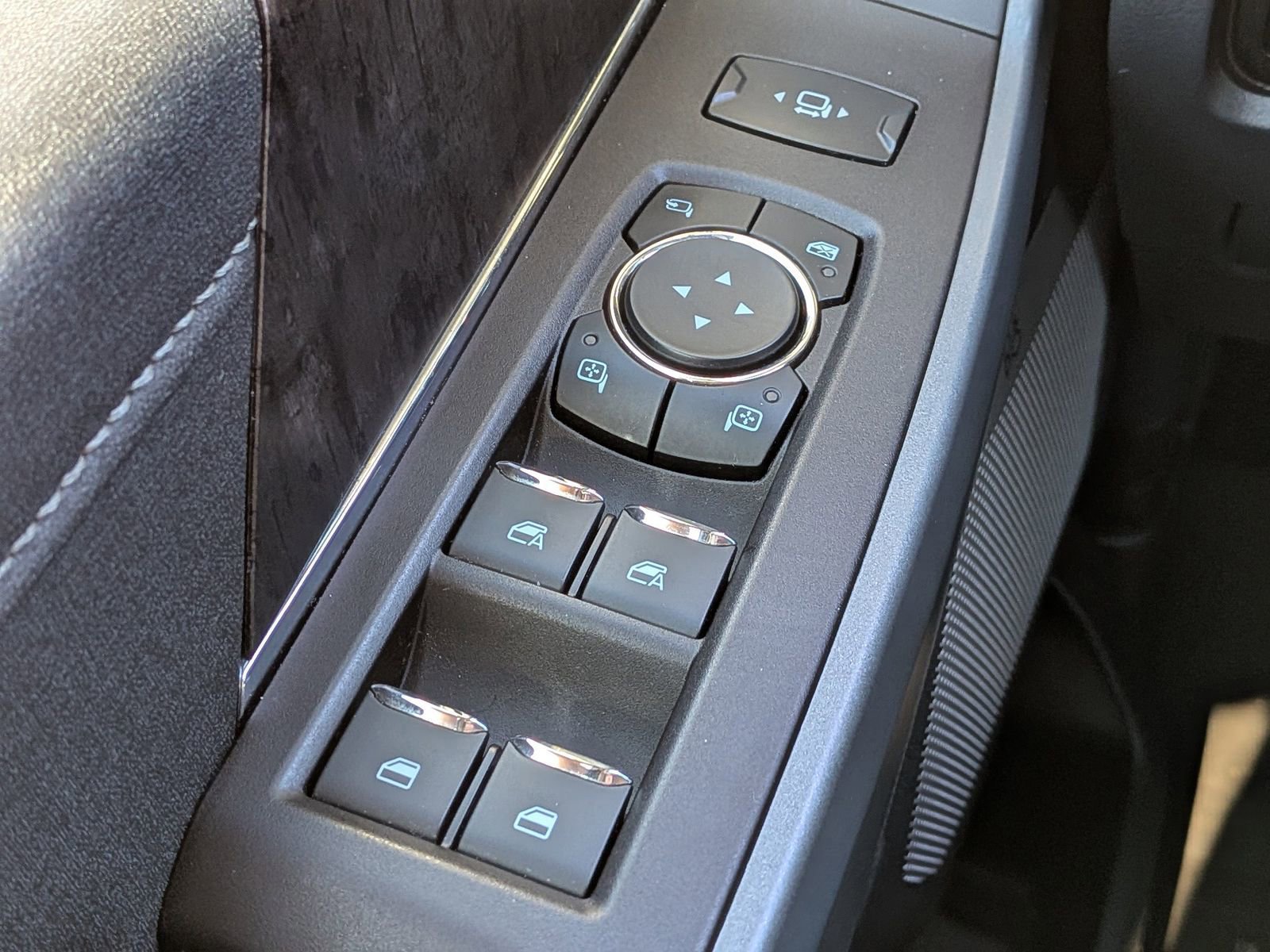 Certified 2024 Ford F450 Lariat w/ Lariat Ultimate Package image 28