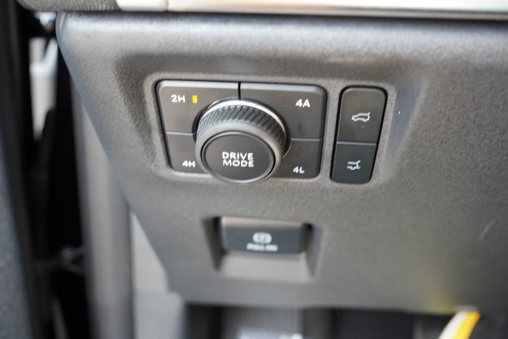 Certified 2025 Ford Expedition Platinum AWD/4WD image 29
