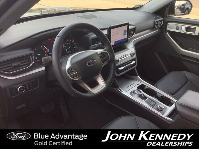 Certified 2023 Ford Explorer XLT w/ Equipment Group 202A image 9