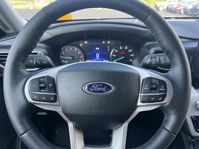 Certified 2023 Ford Explorer XLT w/ Equipment Group 202A AWD/4WD image 8