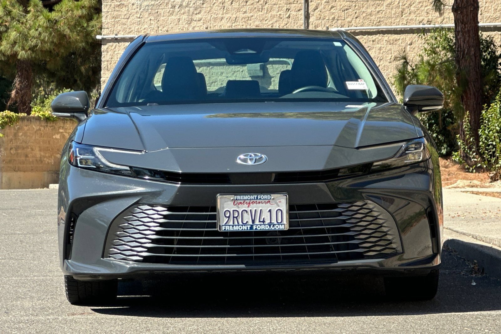 Used 2025 Toyota Camry XLE AWD/4WD image 9