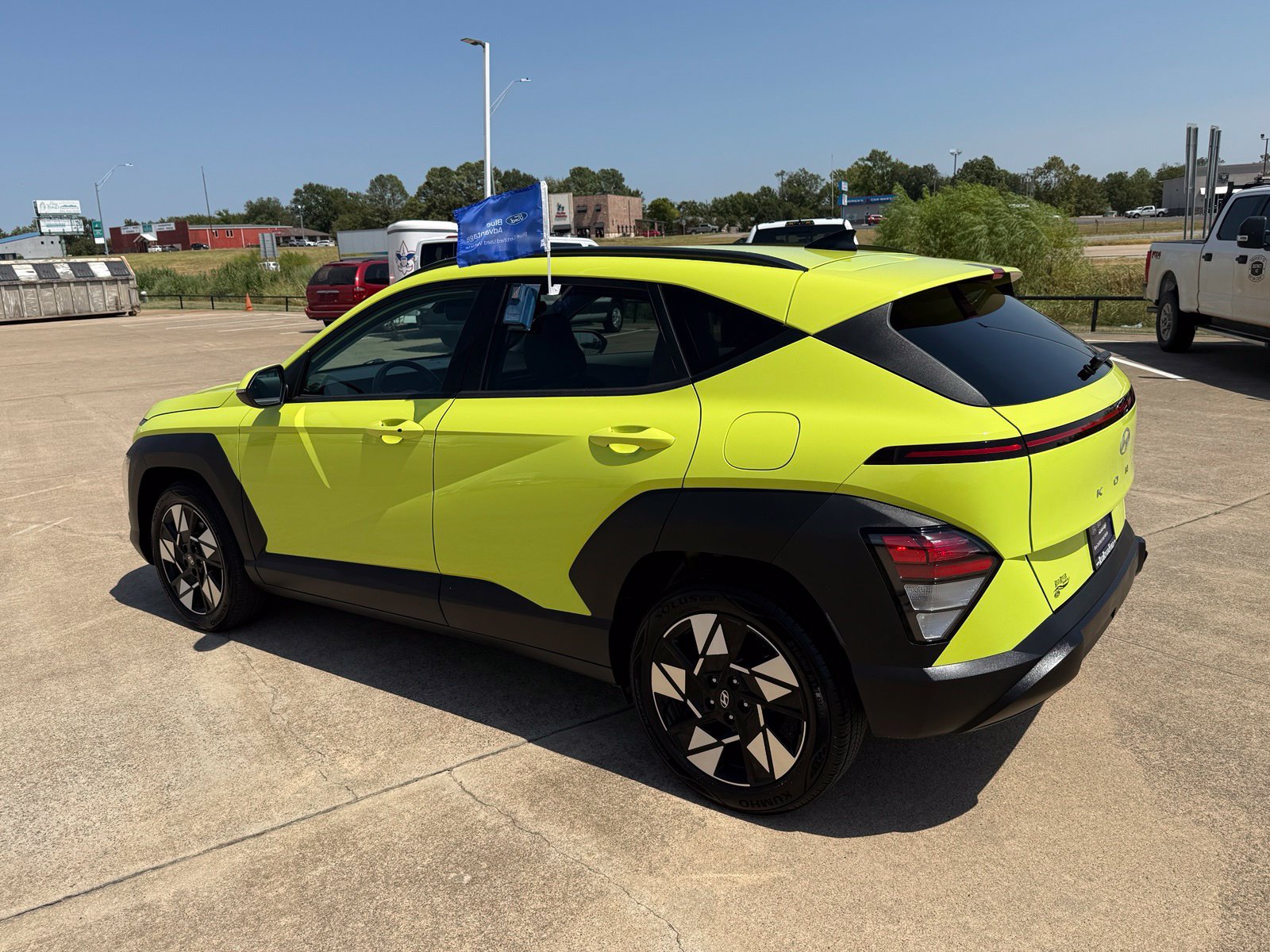 Used 2025 Hyundai Kona SEL FWD image 7