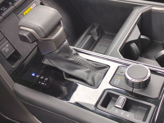 Used 2023 Toyota Tundra Limited AWD/4WD image 26
