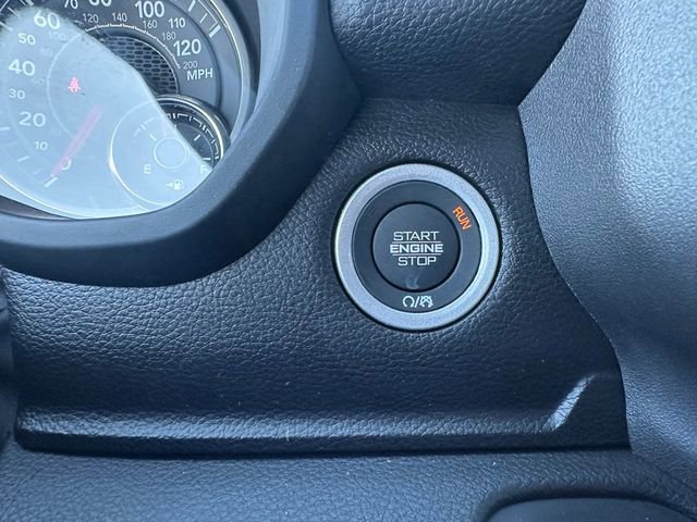 Used 2025 RAM 1500 Big Horn AWD/4WD image 9