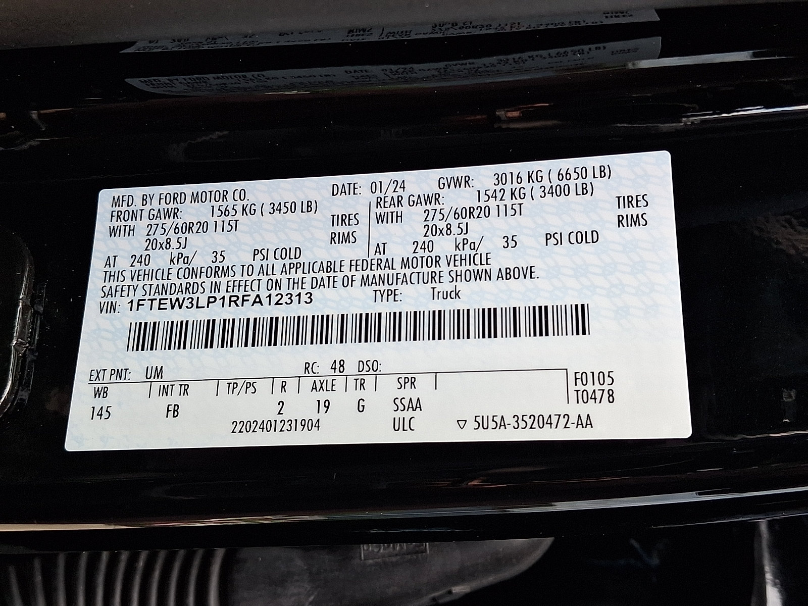 Certified 2024 Ford F150 XLT w/ Equipment Group 302A MID AWD/4WD image 27
