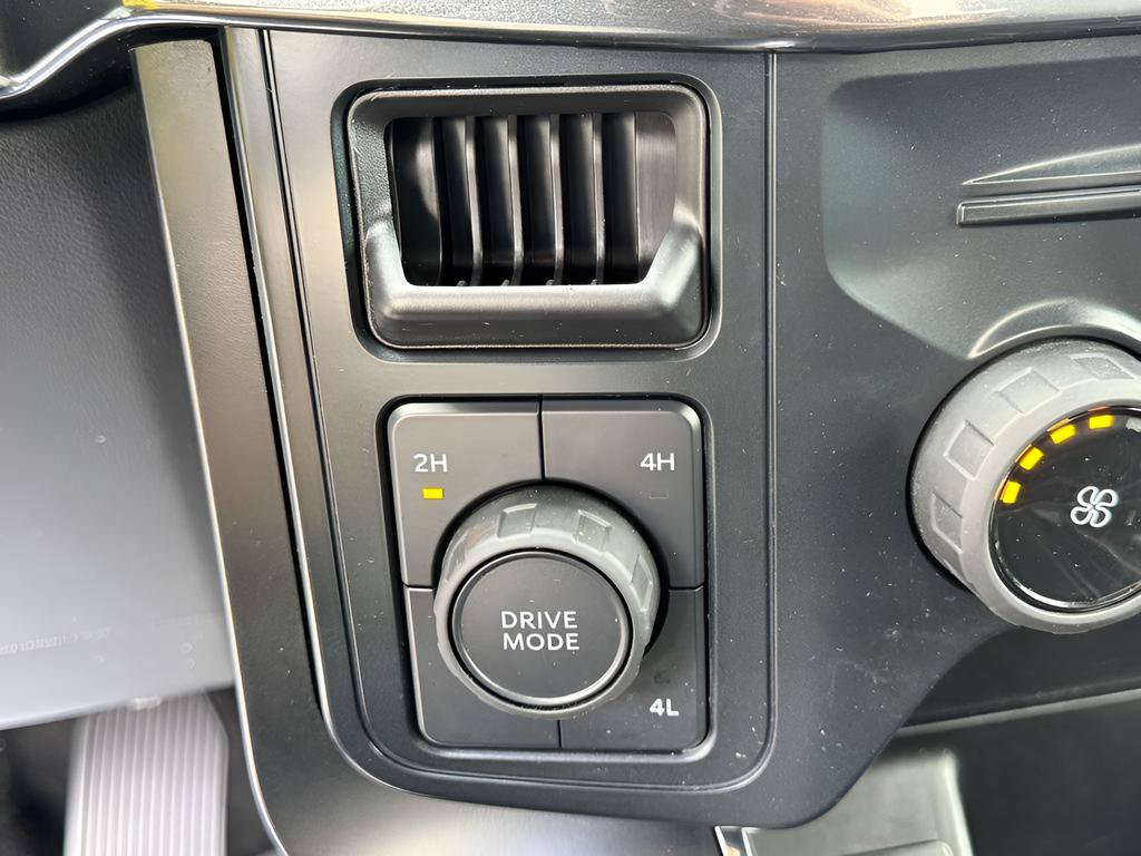 Certified 2025 Ford F150 STX w/ Equipment Group 200A AWD/4WD image 18