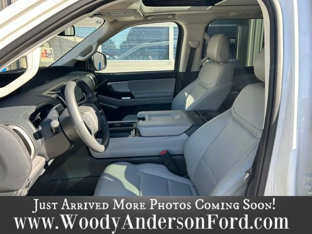 Certified 2025 Ford Expedition Max Active image 10