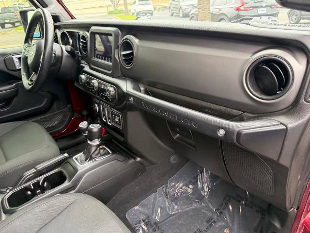 Used 2022 Jeep Wrangler Sport S AWD/4WD image 19