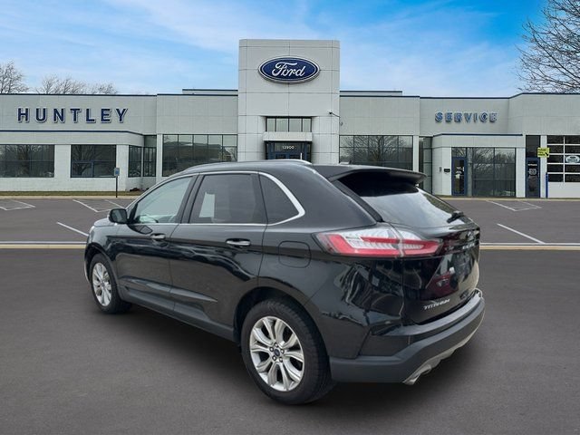 Certified 2022 Ford Edge Titanium AWD/4WD image 5