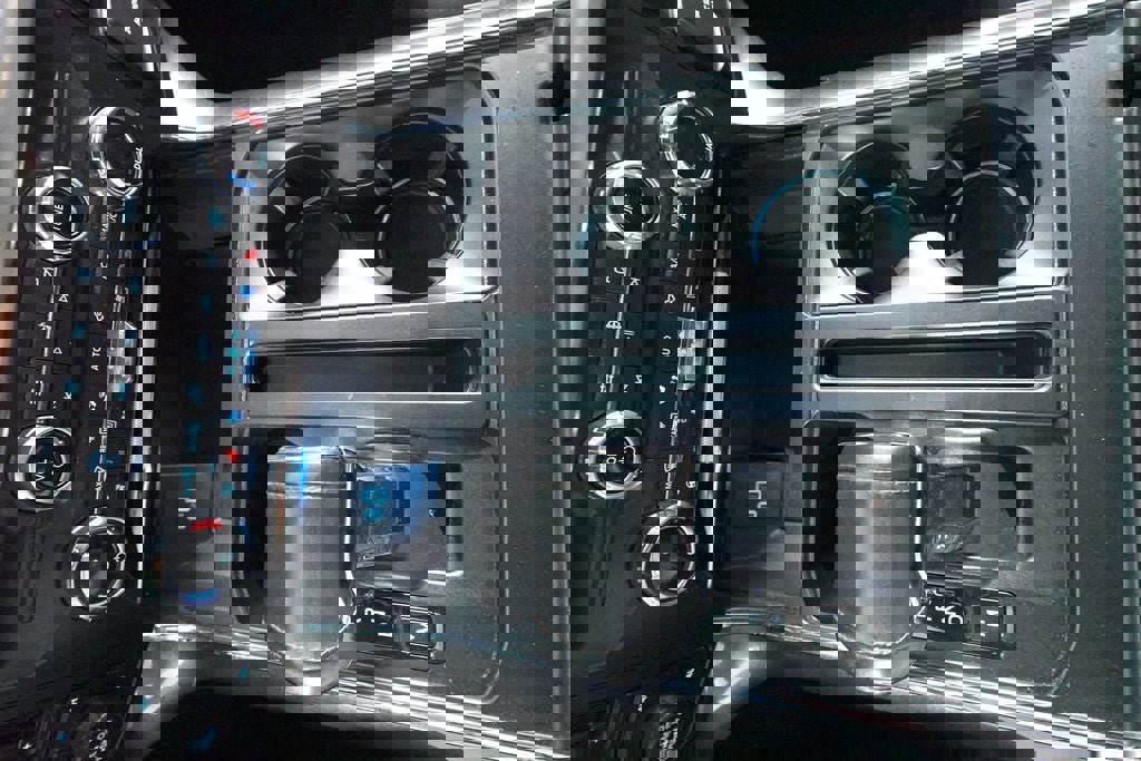 Certified 2021 Ford F150 Lariat w/ Equipment Group 502A High image 21