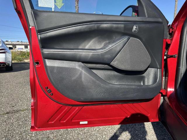 Certified 2022 Ford Mustang Mach-E Select image 18