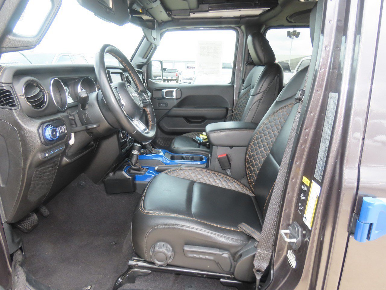 Used 2021 Jeep Wrangler Unlimited Sahara AWD/4WD image 25