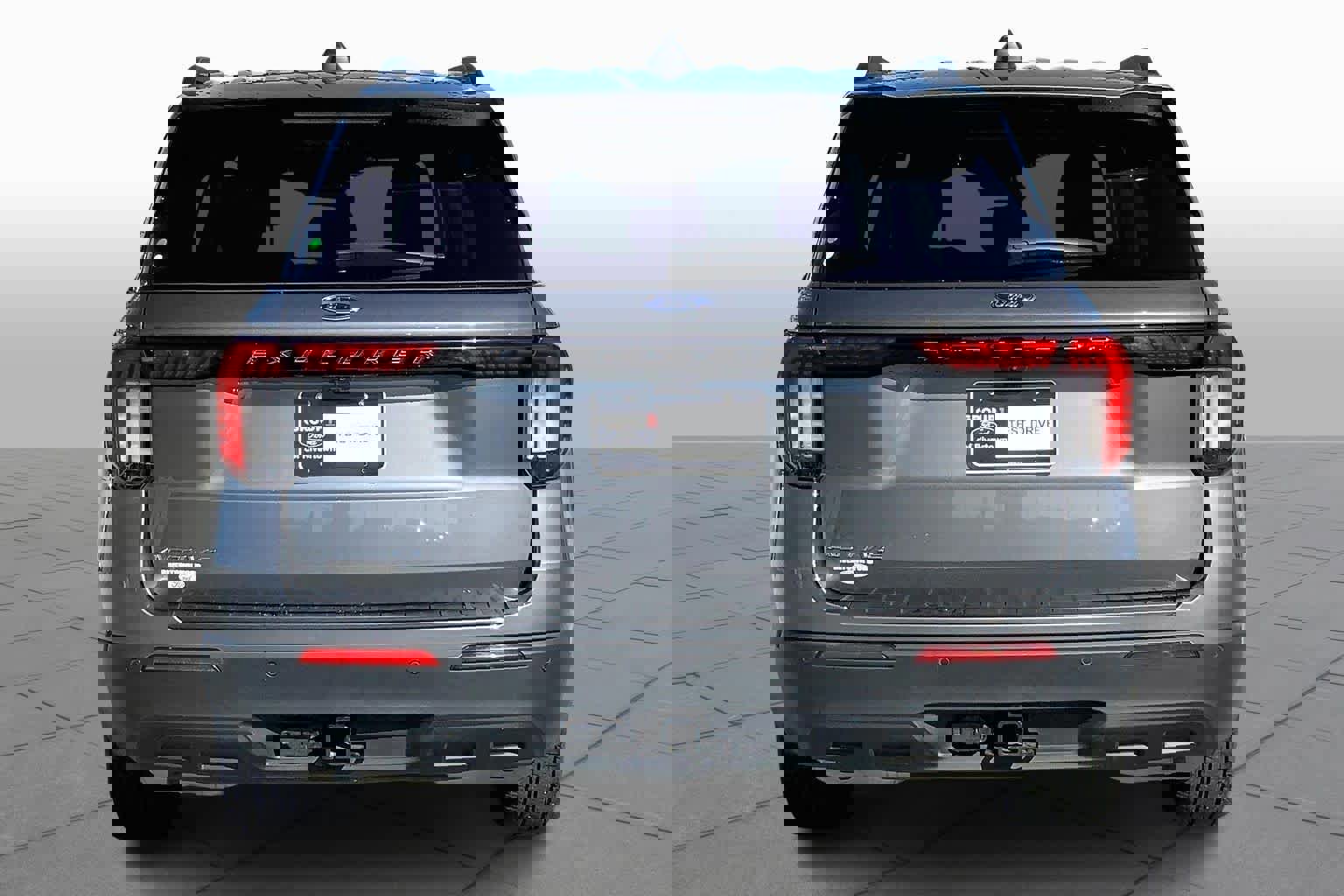 Certified 2025 Ford Explorer Active RWD video 2