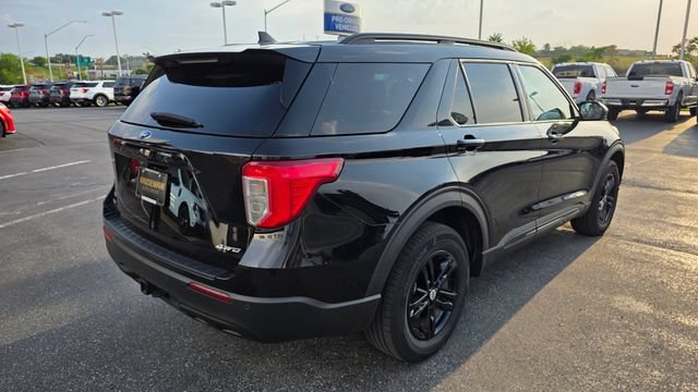 Certified 2024 Ford Explorer XLT w/ Equipment Group 202A AWD/4WD image 7