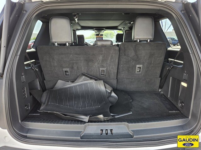 Certified 2023 Ford Expedition Platinum AWD/4WD image 15
