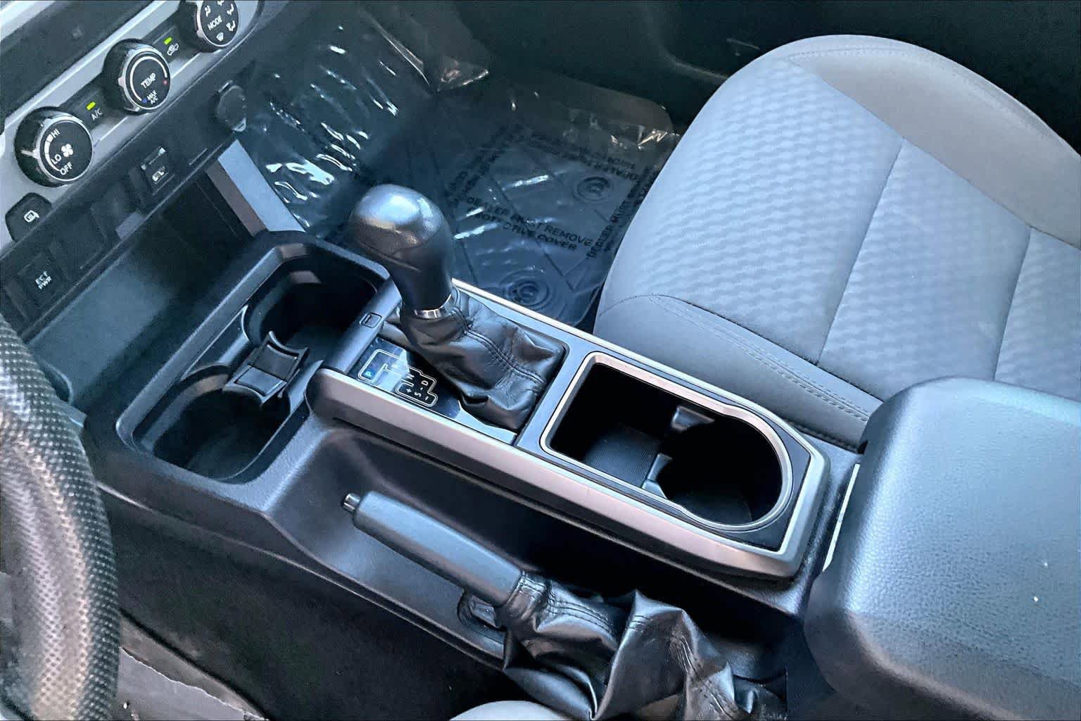 Used 2021 Toyota Tacoma SR5 RWD image 16