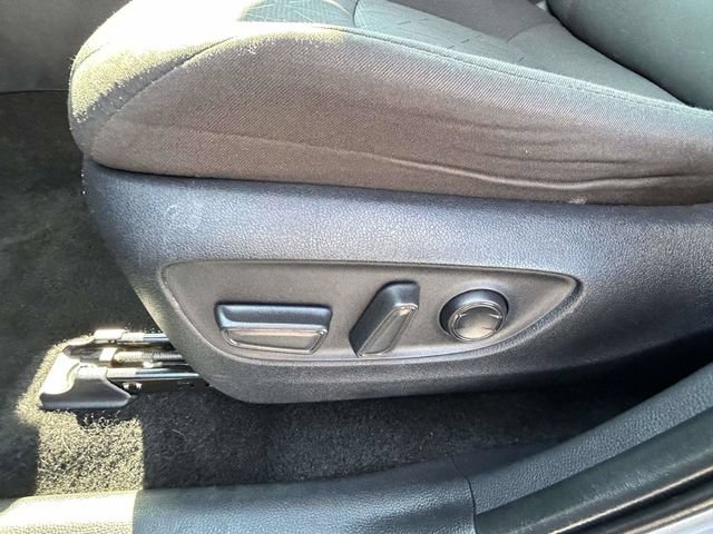 Used 2024 Toyota RAV4 XLE FWD image 20
