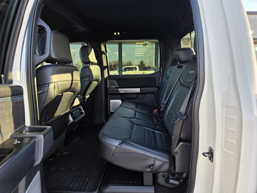 Certified 2025 Ford F450 Platinum w/ FX4 Off-Road Package AWD/4WD image 12