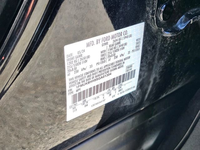 Certified 2025 Ford Explorer Platinum w/ LUX Leather Package image 39