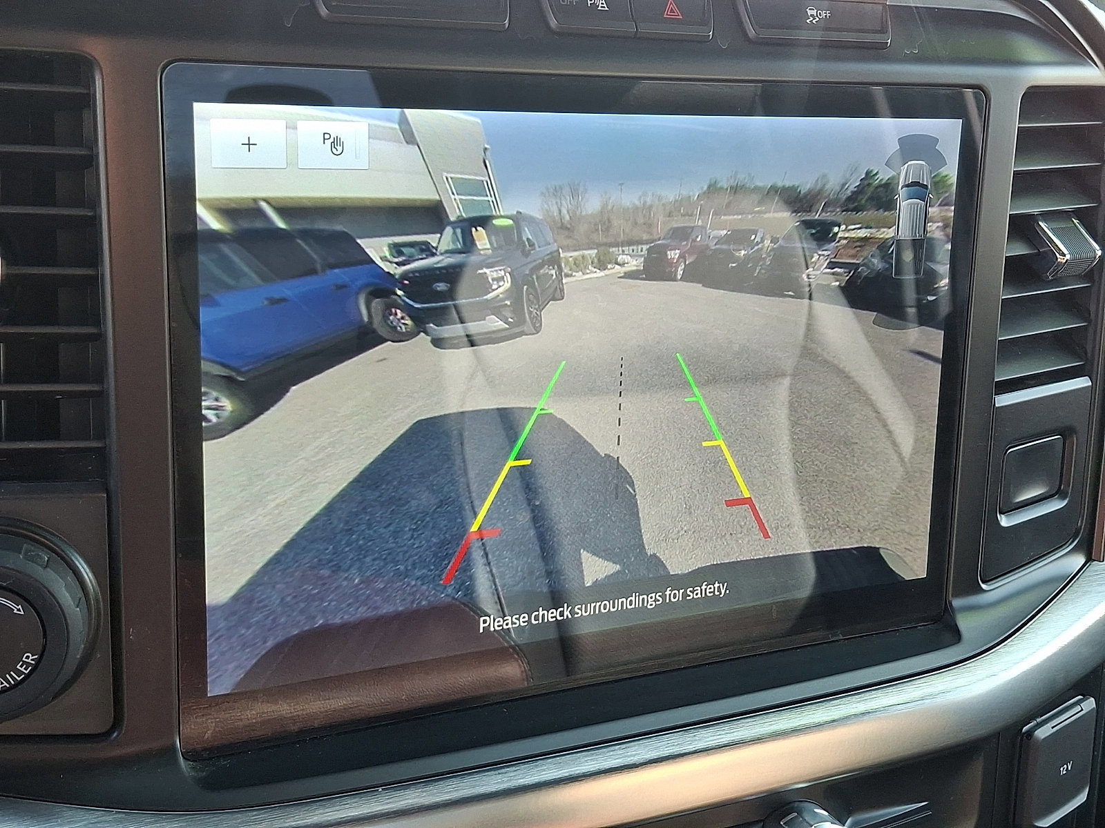 Certified 2023 Ford F150 Lariat w/ Equipment Group 502A High image 18