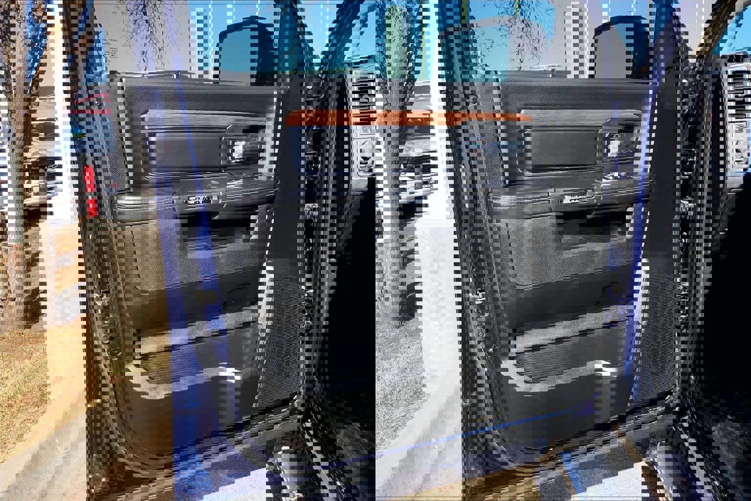 Used 2018 RAM 1500 Laramie w/ Convenience Group image 22