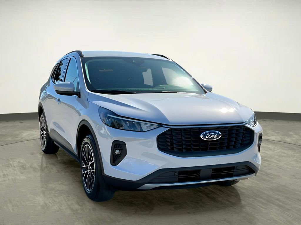 Certified 2026 Ford Escape Base image 13