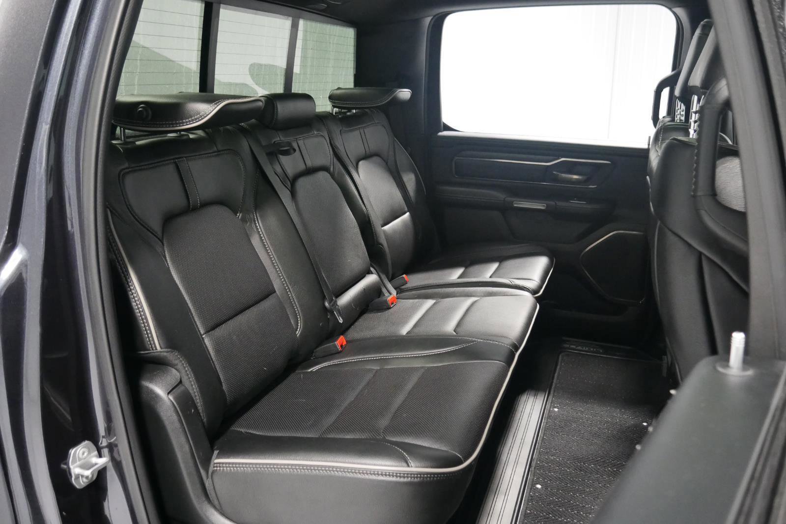 Used 2020 RAM 1500 Limited w/ Off Road Group image 16