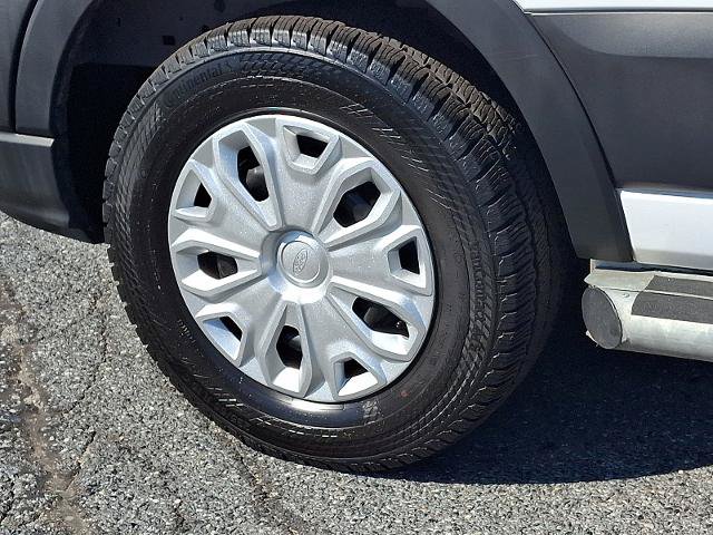 Certified 2025 Ford Transit 250 Low Roof w/ Exterior Upgrade Package RWD image 9