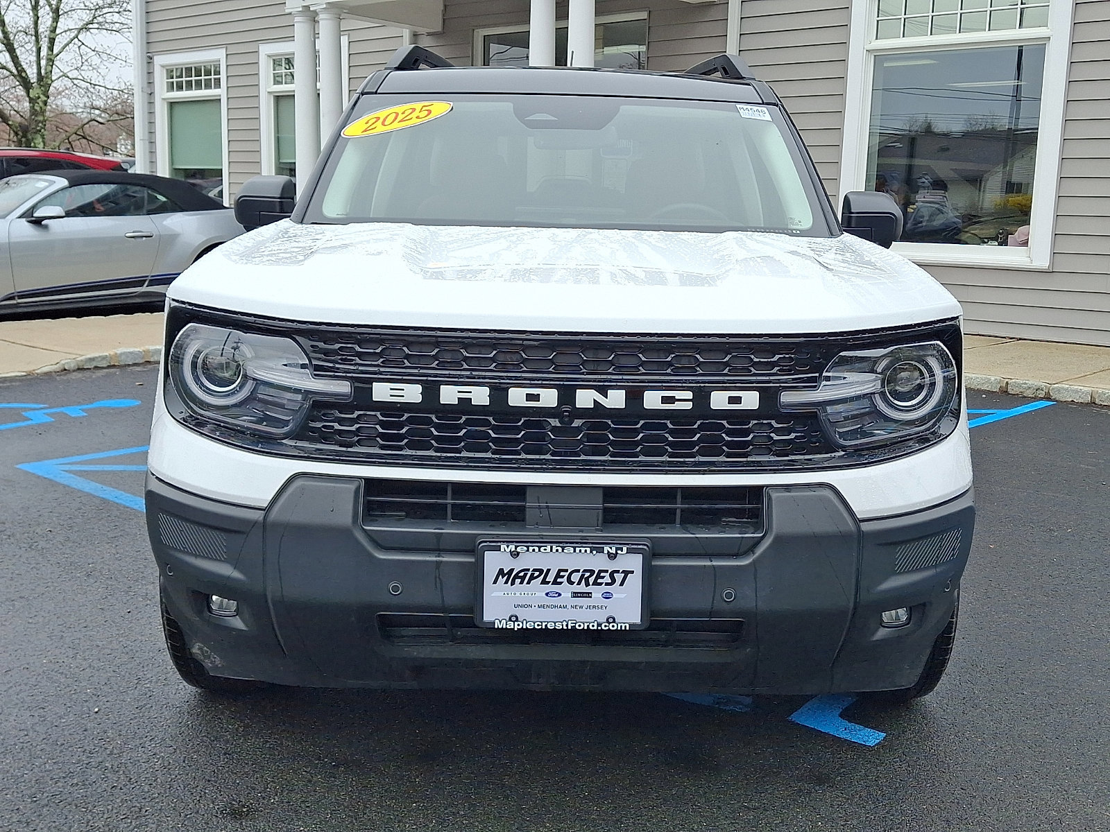 Certified 2025 Ford Bronco Sport Outer Banks w/ Outer Banks Tech Package+ AWD/4WD image 7