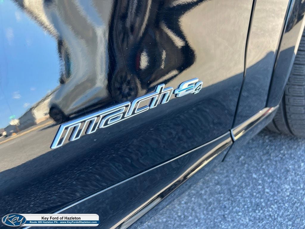 Certified 2025 Ford Mustang Mach-E GT AWD/4WD image 10